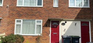 3 bedroom terraced house to rent