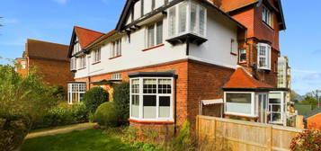 Flat for sale in Holbeck Hill, Scarborough YO11