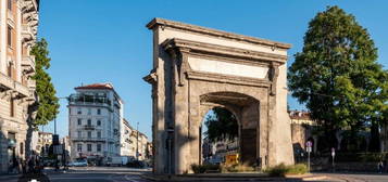 Bilocale in affitto in corso di Porta Romana, 3