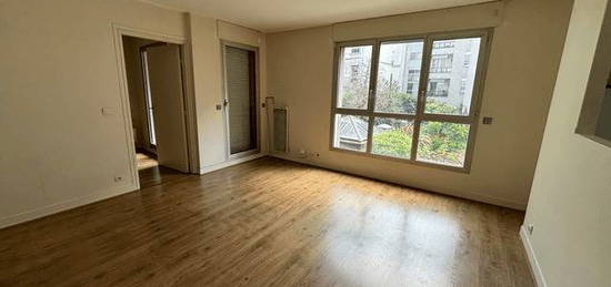 Appartement  à louer, 2 pièces, 1 chambre, 50 m²