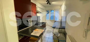 Location appartement 1 pièce 27 m²