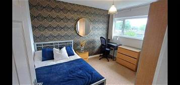 Room to rent in Trindehay, Basildon SS15
