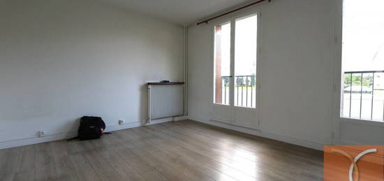 Studio  à louer, 1 pièce, 25 m², Étage 1/0