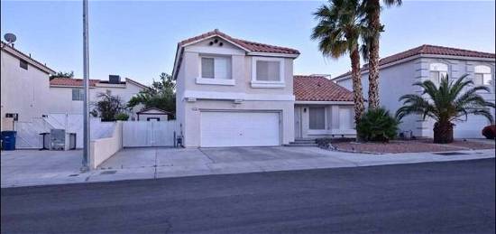 8705 Country View Ave, Las Vegas, NV 89129
