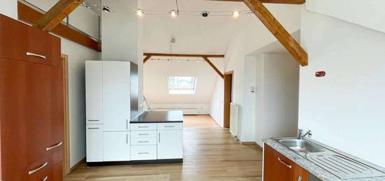 100 m2 Dachtgeschoßwohnung