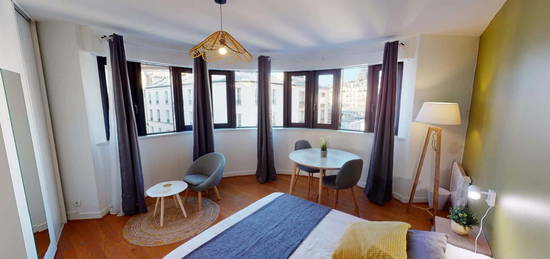 Studio meublé  à louer, 1 pièce, 15 m², Ascenseur