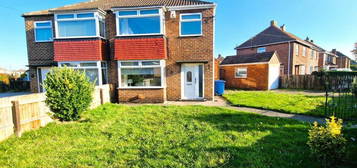 3 bedroom semi-detached house to rent