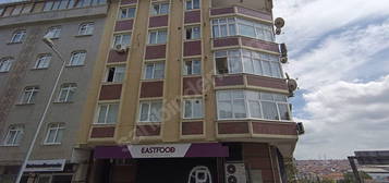 BAHÇELİEVLER KOCASİNANDA CADDE ÜZERİ SATILIK 4+2 DUBLEKS DAİRE