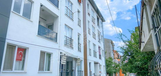 KUMBAĞ İLKOKUL MEVKİİ SATILIK GİRİŞ KAT 2+1 DAİRE