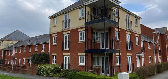 Flat to rent in Russell Walk, Exeter EX2