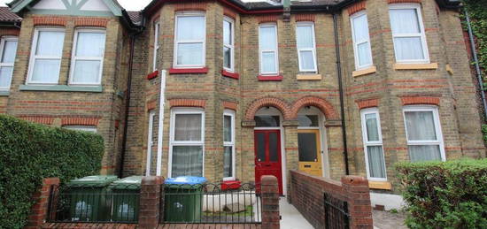 7 bedroom terraced house