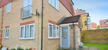 Terraced house to rent in Wilson Avenue, Rochester ME1