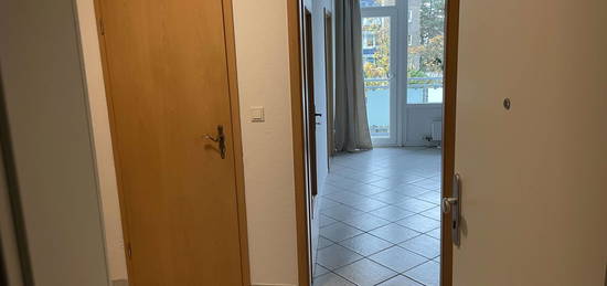 Erstbezug nach Sanierung mit Balkon und EBK: Exklusive 1-Zimmer-Wohnung in St. Augustin