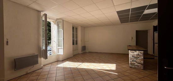 Duplex  à louer, 2 pièces, 1 chambre, 74 m²