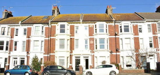 Flat to rent in Lorna Road, Hove, 3Ep. BN3