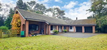 4 bedroom detached bungalow for sale