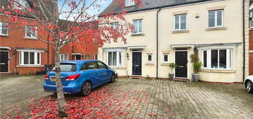 4 bedroom terraced house for sale