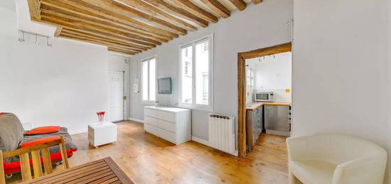 Location Grand Studio Meublé - 27m² - Paris 3ème