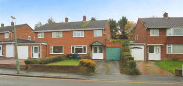 3 bedroom semi-detached house to rent