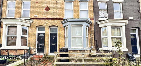 2 bed terraced house for sale