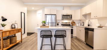 The Jefferson - 1325 Jefferson, 1325 Jefferson Ave, Winnipeg, MB R2P 2K1