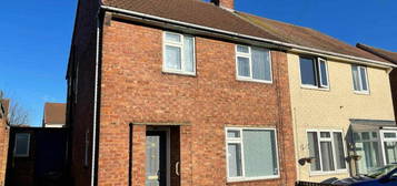 3 bedroom semi-detached house