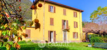 Casa indipendente in Via della Libertà