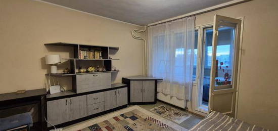 Apartament cu 2 camere, mobilat