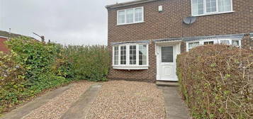 2 bedroom semi-detached house to rent