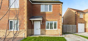 2 bedroom semi-detached house for sale