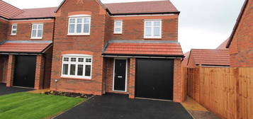 4 bed detached house to rent