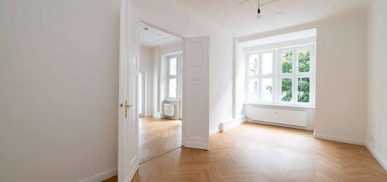 3 Zimmer Berliner Altbau-Charme - Erstbezug nach Modernisierung