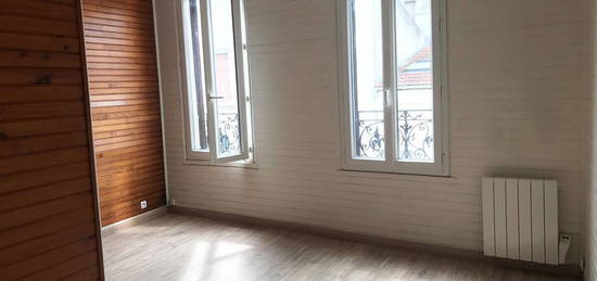 Studio  à vendre, 1 pièce, 24 m², Étage 1/3