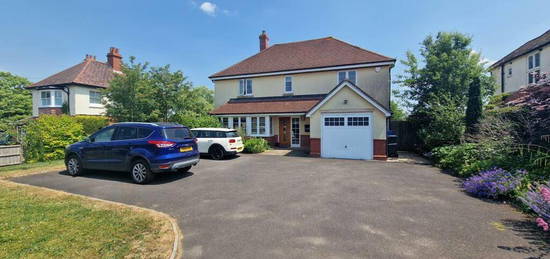 4 bedroom detached house