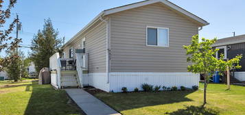 4807 49th Ave, Wetaskiwin, AB T9A 0G5