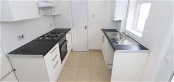 Property to rent in Kimberley Road, London N18