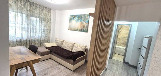 Chirie apartament ultrafinisat, etajul 2, centru Zalau.