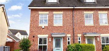 End terrace house to rent in Urquhart Road, Thatcham, Berkshire RG19