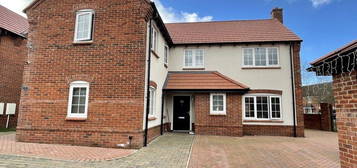 5 bed detached house for sale