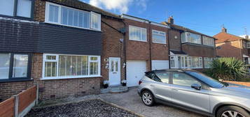 3 bedroom semi-detached house to rent