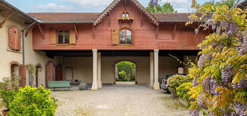 Appartement dans un ancien corps de ferme à Vernaison