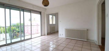 Appartement  à vendre, 4 pièces, 2 chambres, 71 m²