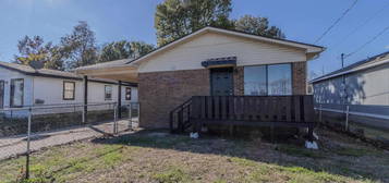 1102 S 3rd Ave, Paragould, AR 72450