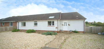 3 bedroom semi-detached bungalow for sale