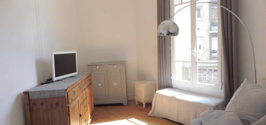 Appartement  à louer, 2 pièces, 1 chambre, 32 m²