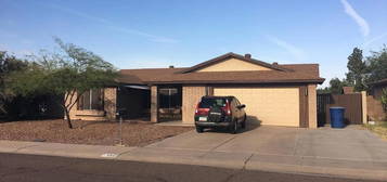 3907 S Mitchell Dr, Tempe, AZ 85282