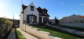 Maison  à vendre, 6 pièces, 4 chambres, 113 m²