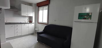 Apartamento de alquiler en Rúa de Vizcaia, Travesía de Vigo - San Xoán