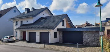 Moderne 3-Zimmerwohnung im Herzen von Neunkirchen mit Balkon u. Garage