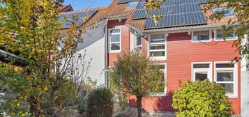 Modernisiertes Reihenmittelhaus in gefragter Lage